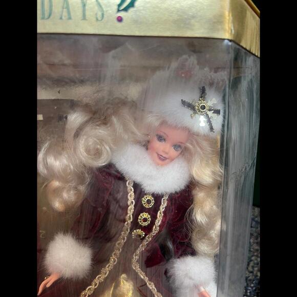 1996 happy holiday Barbie - Picture 2 of 8